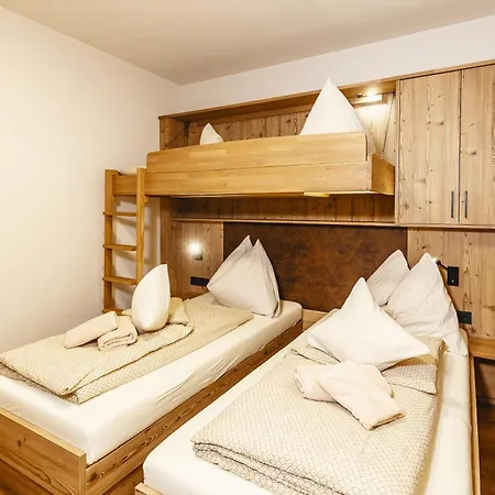 Lindlinghof Aparthotel 2*