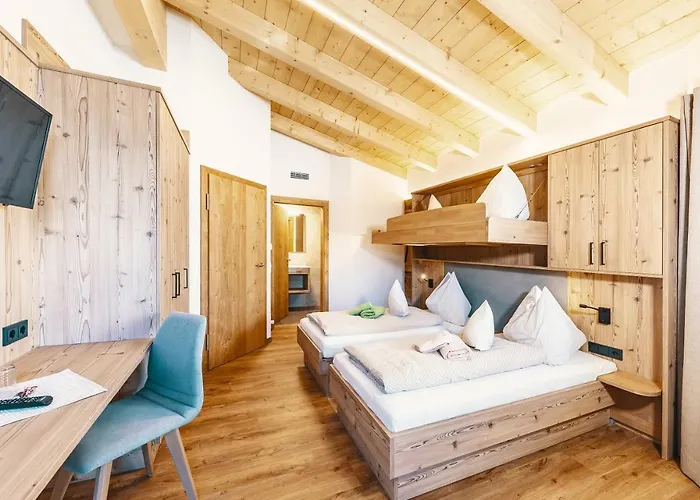 Lindlinghof Aparthotel 4*